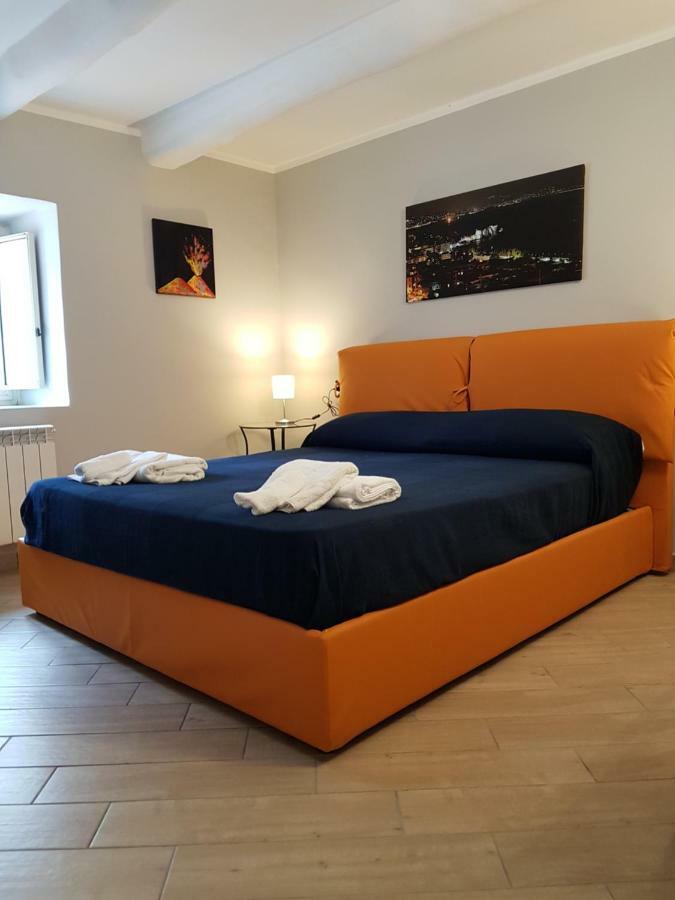La Casa Di Abbi Appartement Napels Buitenkant foto