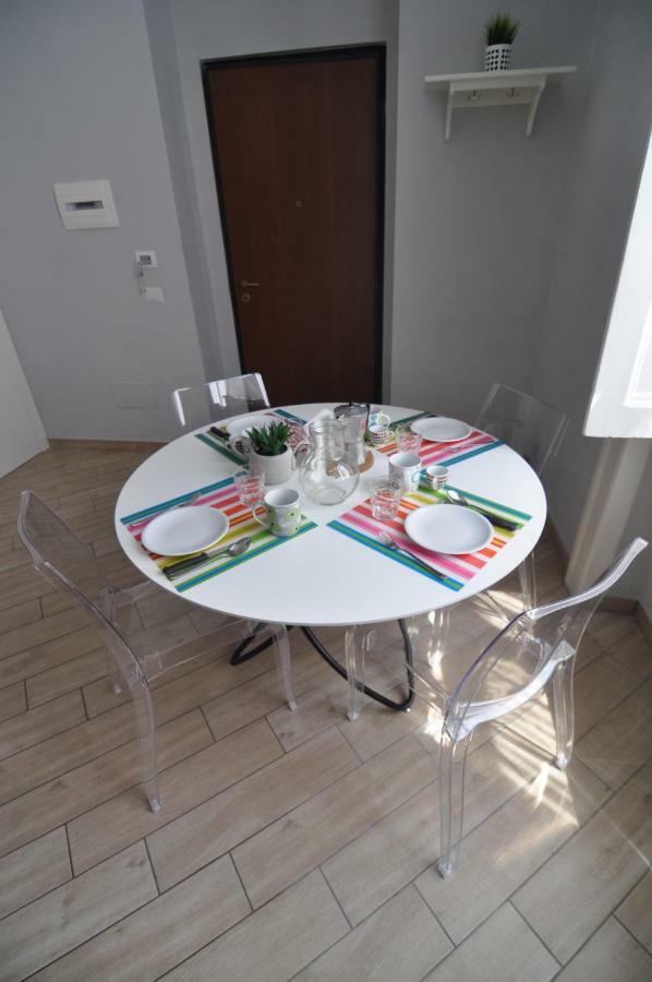 La Casa Di Abbi Appartement Napels Buitenkant foto