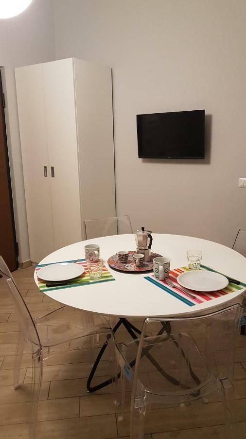 La Casa Di Abbi Appartement Napels Buitenkant foto